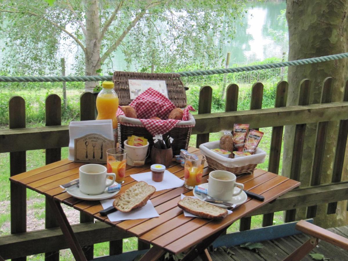 Camping Belle Riviere Chaniers 外观 照片