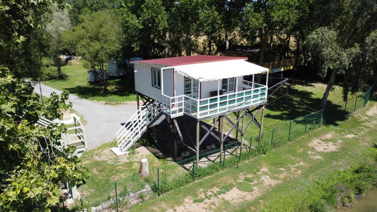 Camping Belle Riviere Chaniers 外观 照片