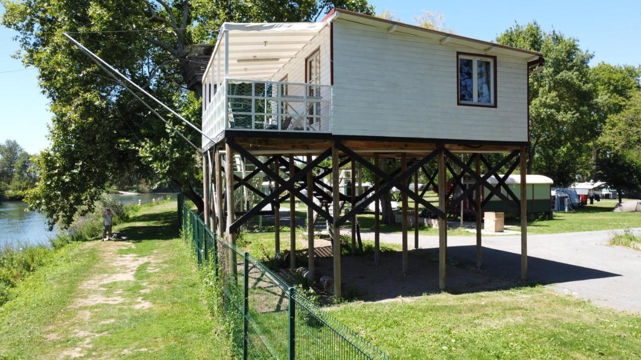 Camping Belle Riviere Chaniers 外观 照片