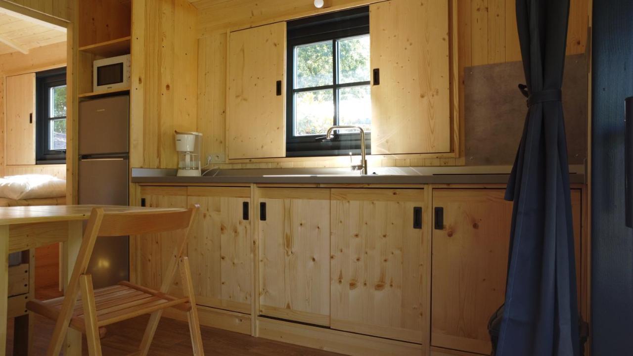 Camping Belle Riviere Chaniers 外观 照片